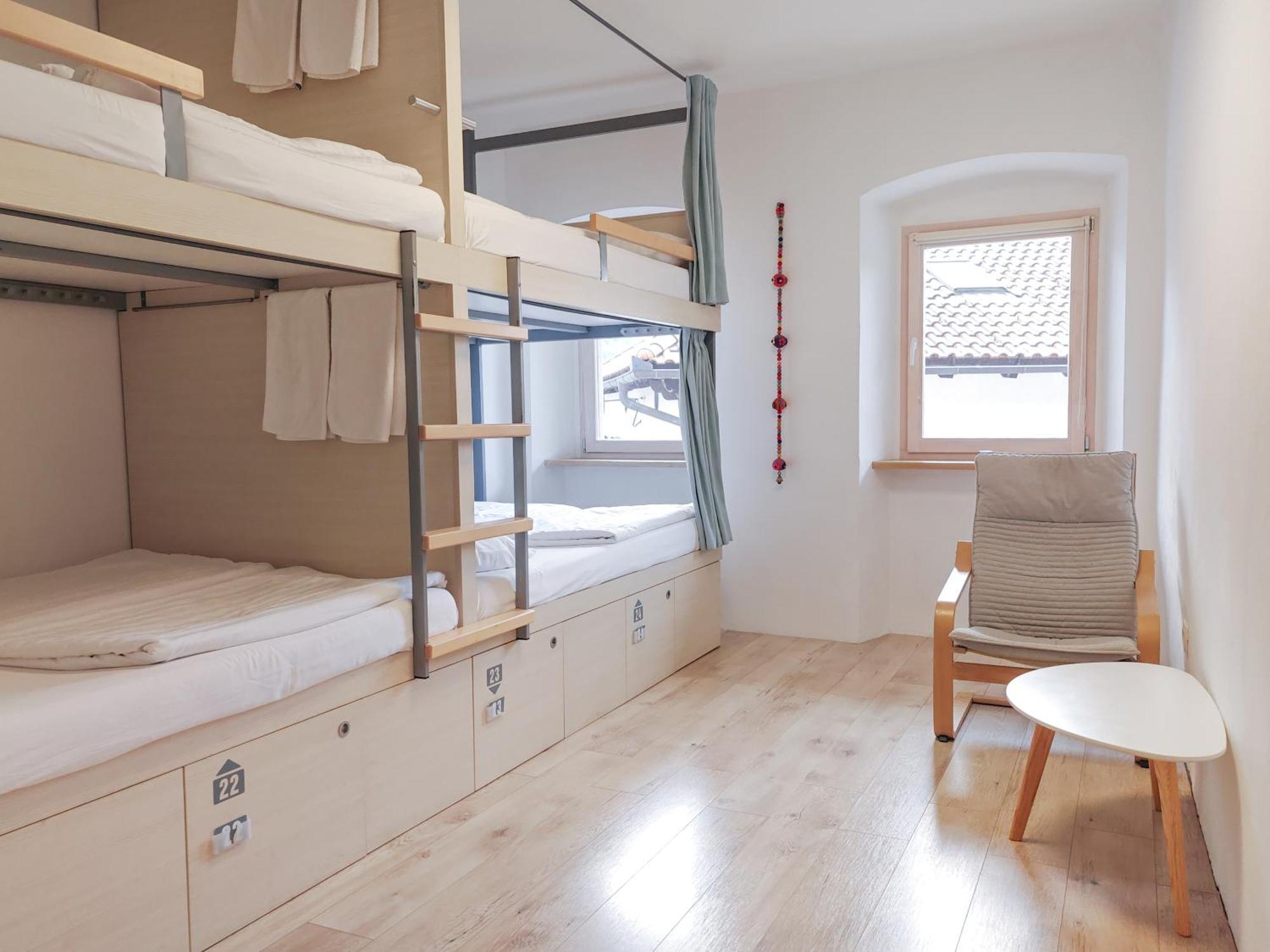 Premium Hostel Кобарід Екстер'єр фото